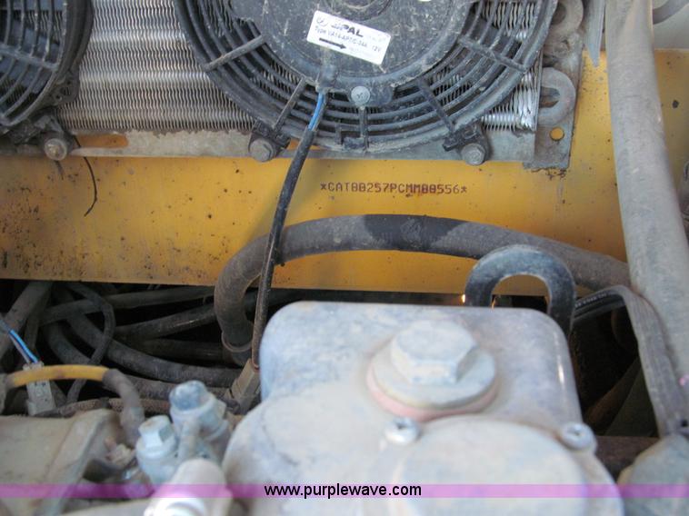 image for item I9844 2003 Caterpillar 257 track skid steer