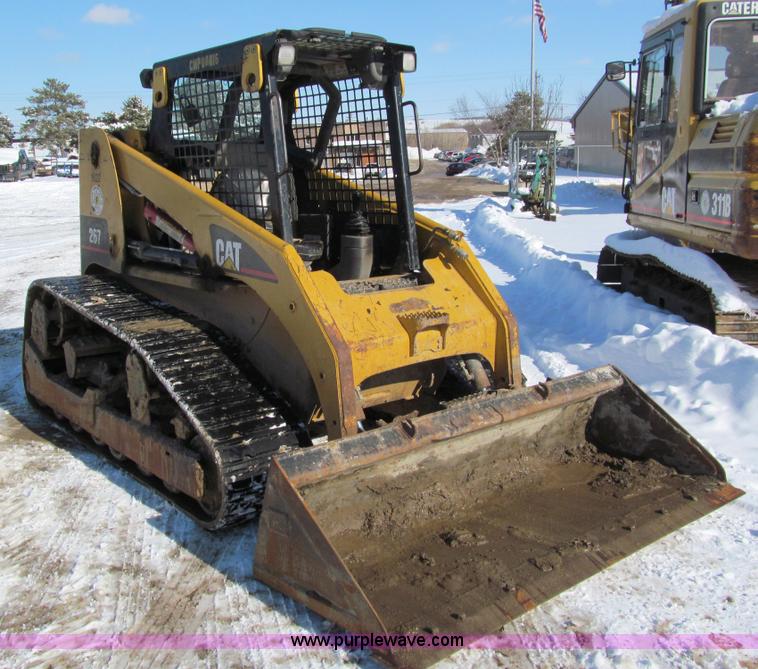 image for item I9845 2003 Caterpillar 267 track skid steer