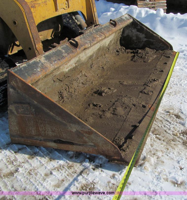 image for item I9845 2003 Caterpillar 267 track skid steer