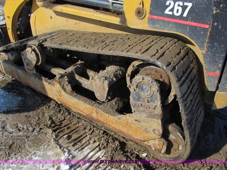image for item I9845 2003 Caterpillar 267 track skid steer