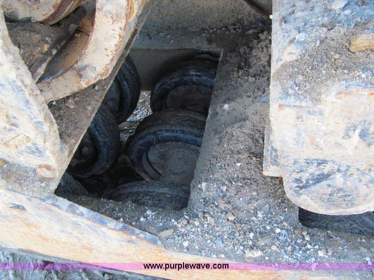 image for item I9845 2003 Caterpillar 267 track skid steer