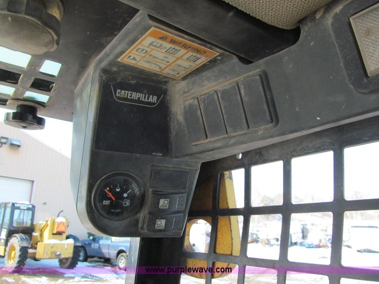 image for item I9845 2003 Caterpillar 267 track skid steer