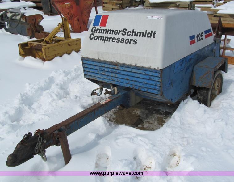 image for item I9846 Air compressor and welder