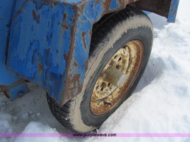 image for item I9846 Air compressor and welder