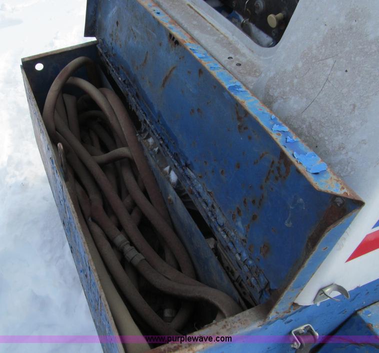 image for item I9846 Air compressor and welder