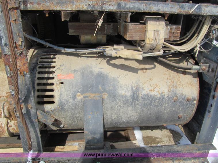 image for item I9846 Air compressor and welder
