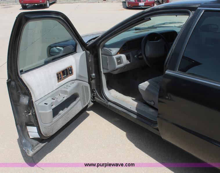 image for item D8016 1992 Chevrolet Caprice