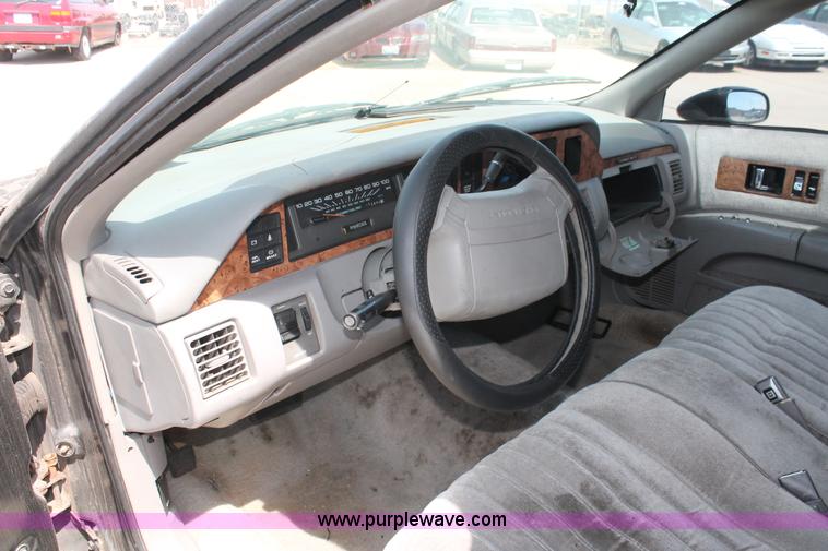 image for item D8016 1992 Chevrolet Caprice