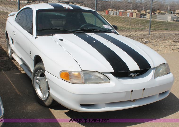 image for item D8018 1997 Ford Mustang