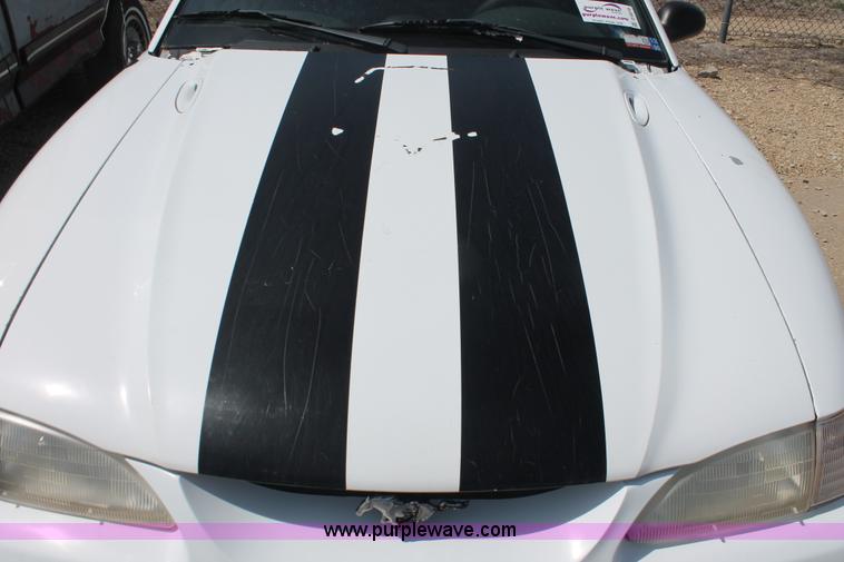 image for item D8018 1997 Ford Mustang