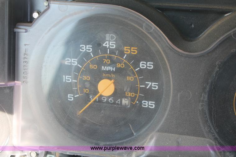 image for item D8019 1982 Chevrolet Scottsdale 10 pickup truck