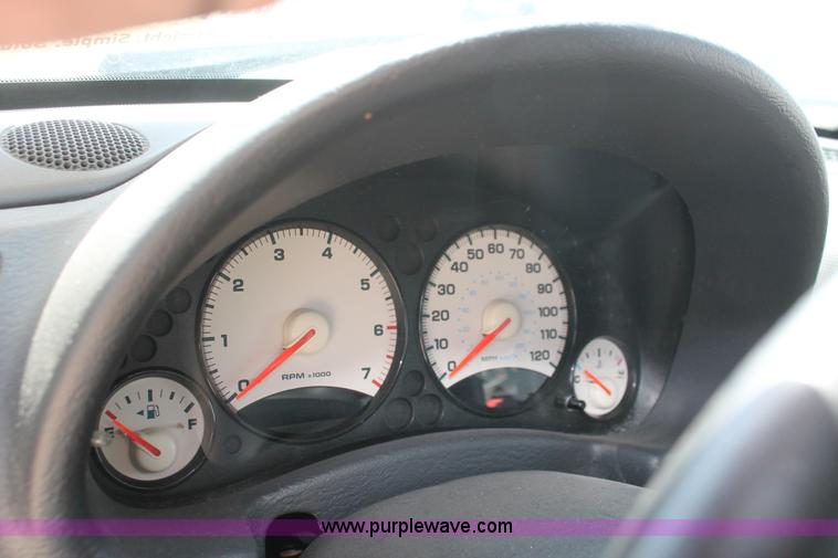 image for item D8020 2002 Jeep Liberty Sport SUV