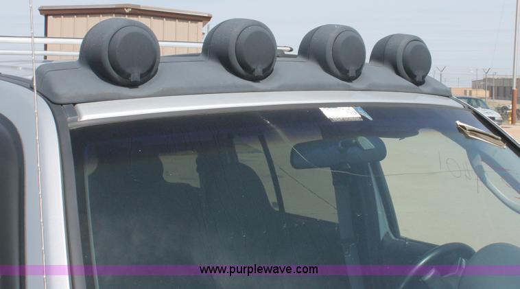 image for item D8020 2002 Jeep Liberty Sport SUV