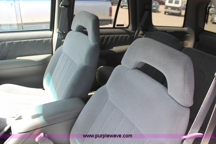 image for item D8022 1996 Chevrolet Blazer LS SUV