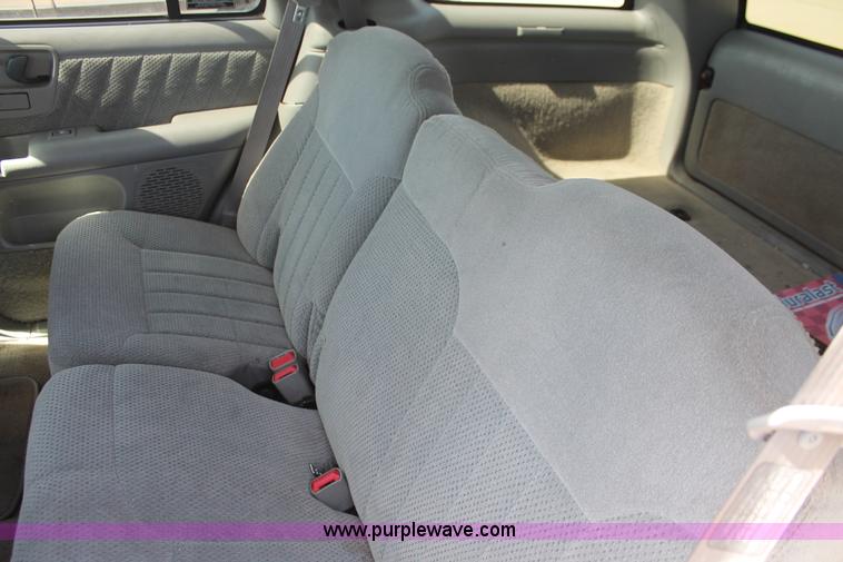 image for item D8022 1996 Chevrolet Blazer LS SUV