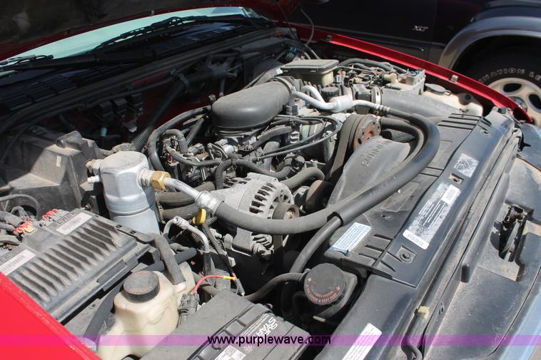 image for item D8022 1996 Chevrolet Blazer LS SUV