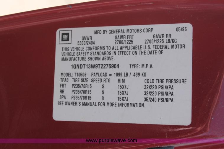 image for item D8022 1996 Chevrolet Blazer LS SUV