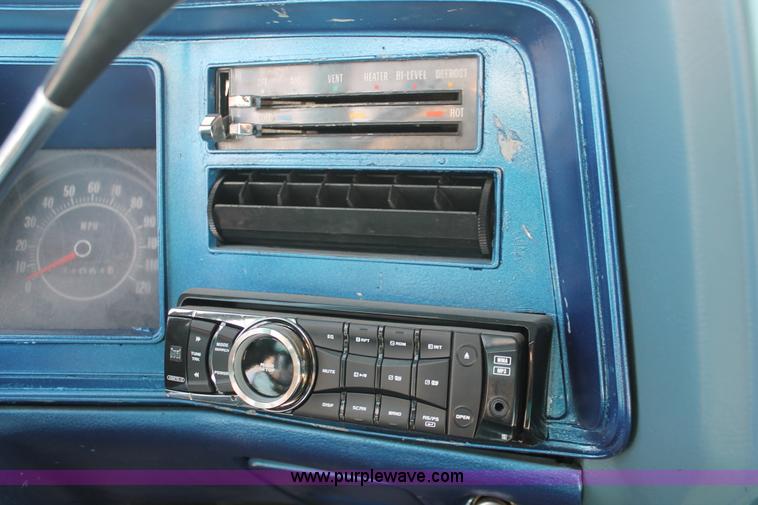 image for item D8023 1977 Chevrolet Catalina 400