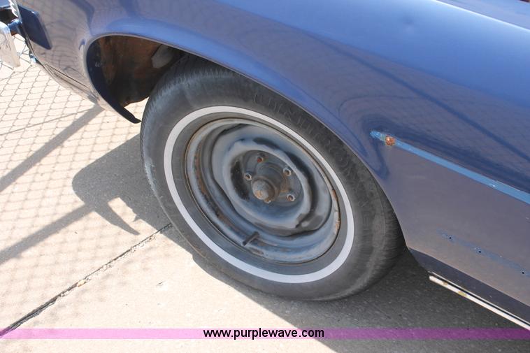 image for item D8023 1977 Chevrolet Catalina 400