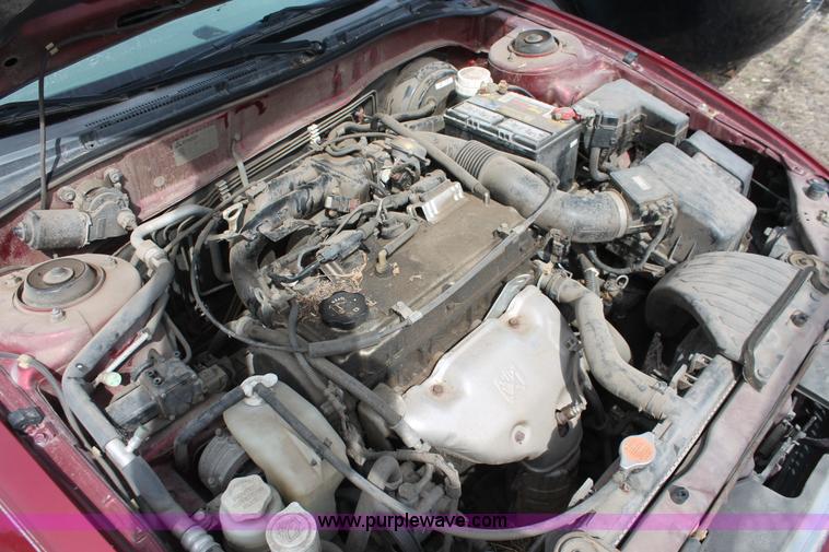image for item D8028 2001 Mitsubishi Galant ES