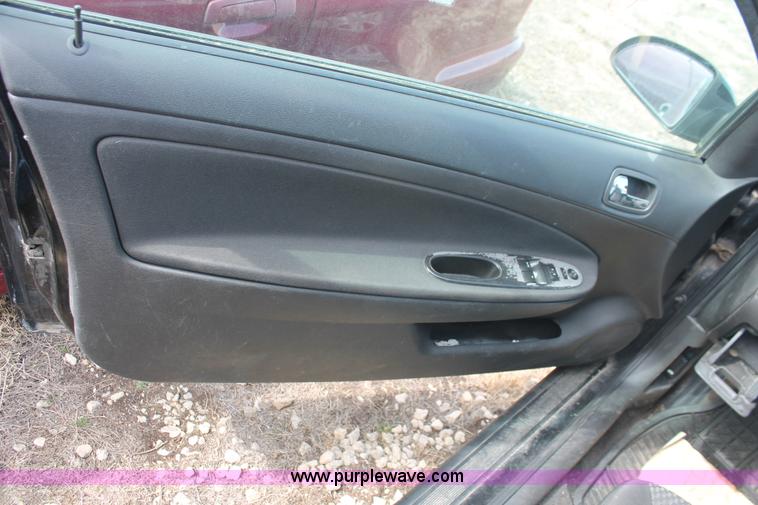 image for item D8029 2006 Chevrolet Cobalt LT