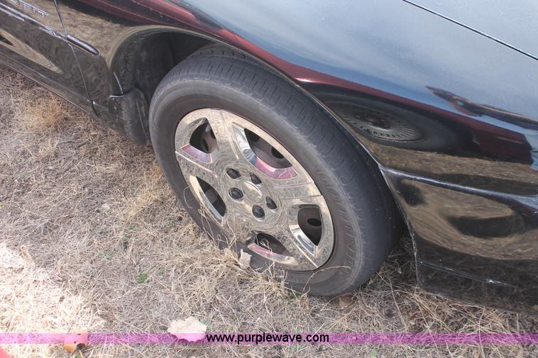 image for item D8030 1999 Dodge Avenger