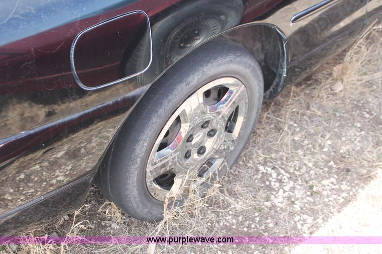 image for item D8030 1999 Dodge Avenger