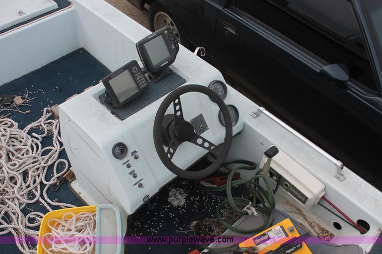 image for item D8032 Boat