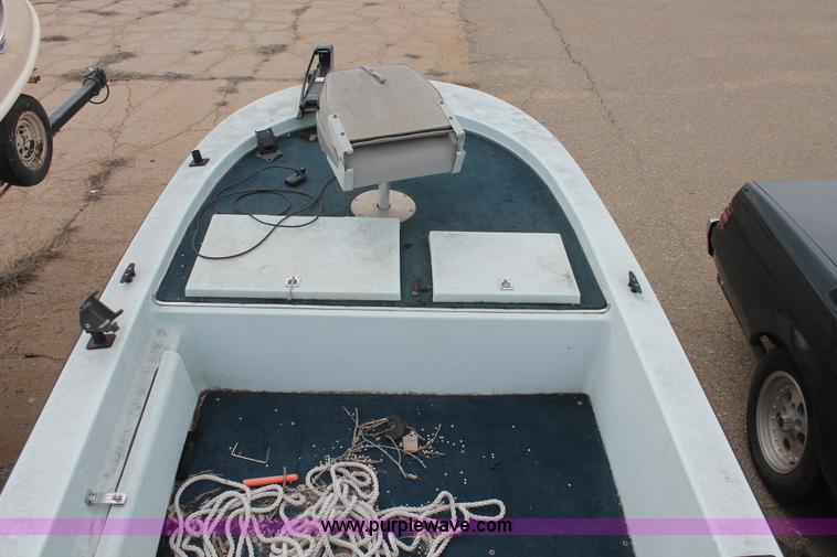 image for item D8032 Boat