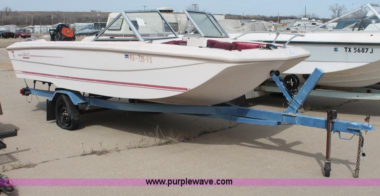 image for item D8037 Galaxy 16' boat