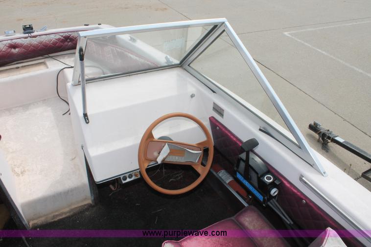 image for item D8037 Galaxy 16' boat