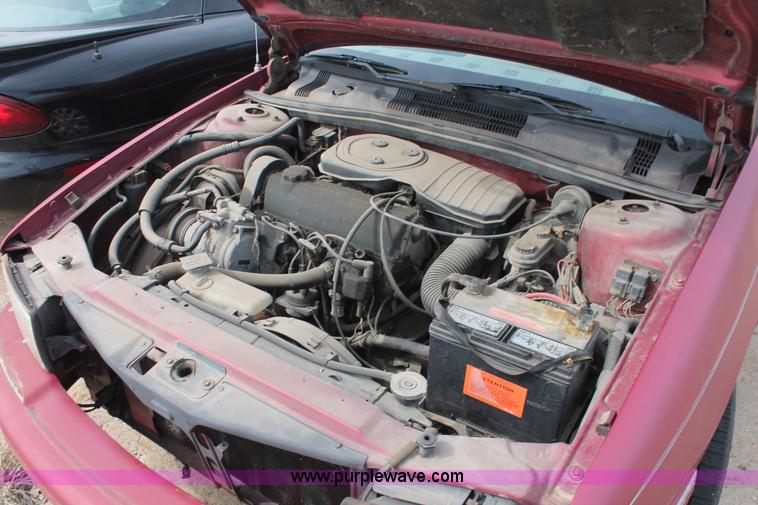 image for item D8039 1993 Plymouth Acclaim