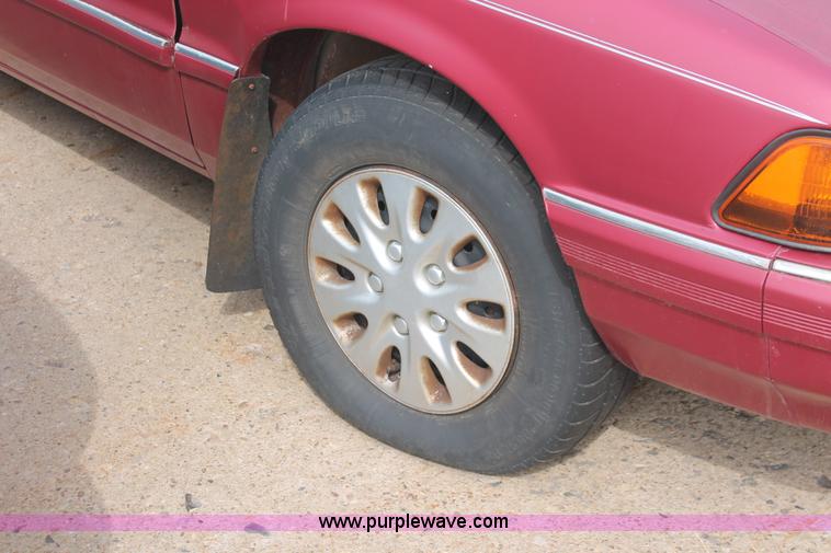 image for item D8039 1993 Plymouth Acclaim