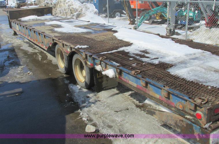 image for item A8507 2005 Ledwell trailer