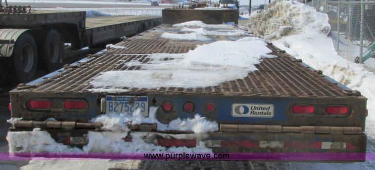 image for item A8507 2005 Ledwell trailer