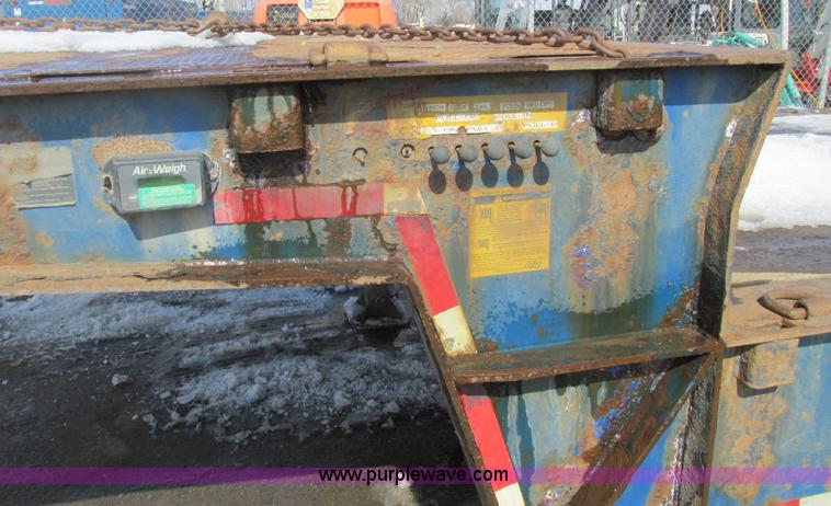 image for item A8507 2005 Ledwell trailer