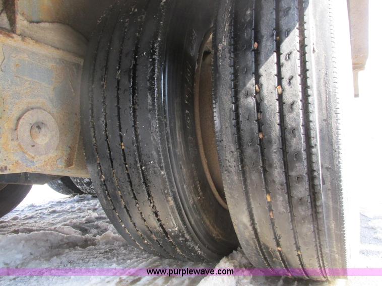 image for item A8507 2005 Ledwell trailer