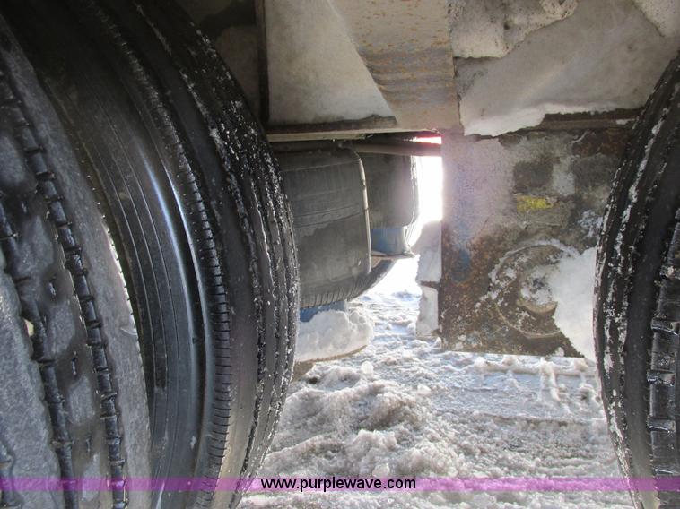 image for item A8507 2005 Ledwell trailer