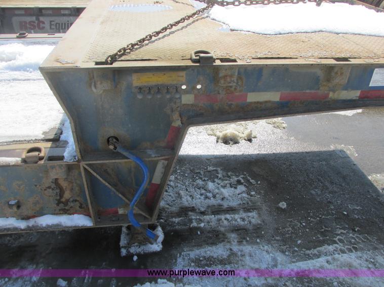 image for item A8507 2005 Ledwell trailer