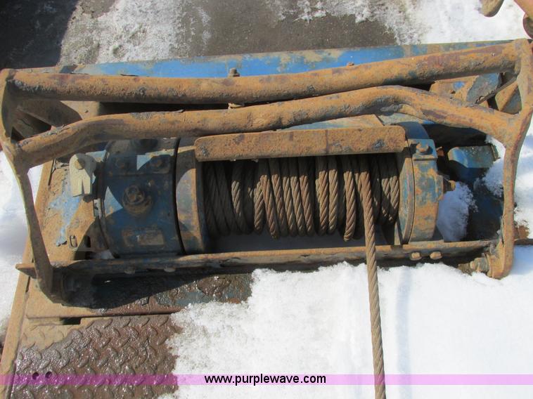 image for item A8507 2005 Ledwell trailer