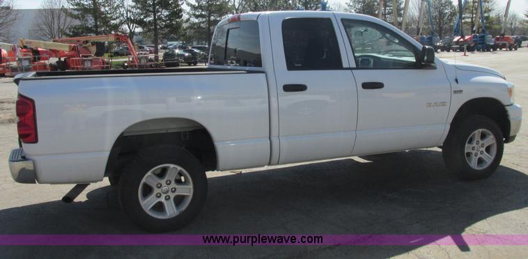 image for item AB9418 2008 Dodge Ram 1500 Big Horn Quad Cab pickup truck