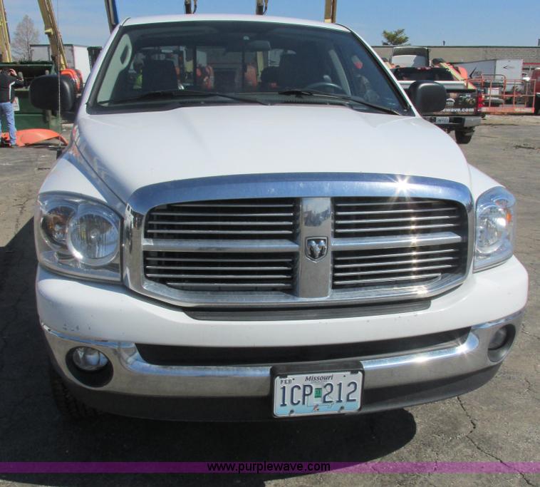 image for item AB9418 2008 Dodge Ram 1500 Big Horn Quad Cab pickup truck