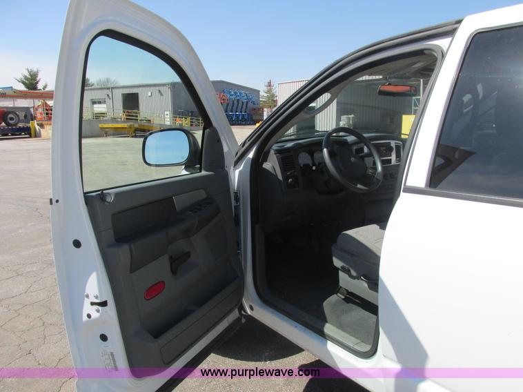 image for item AB9418 2008 Dodge Ram 1500 Big Horn Quad Cab pickup truck