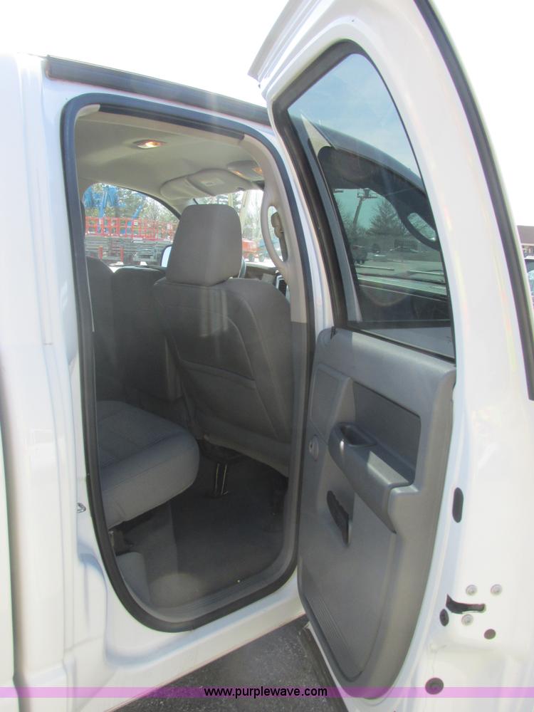 image for item AB9418 2008 Dodge Ram 1500 Big Horn Quad Cab pickup truck