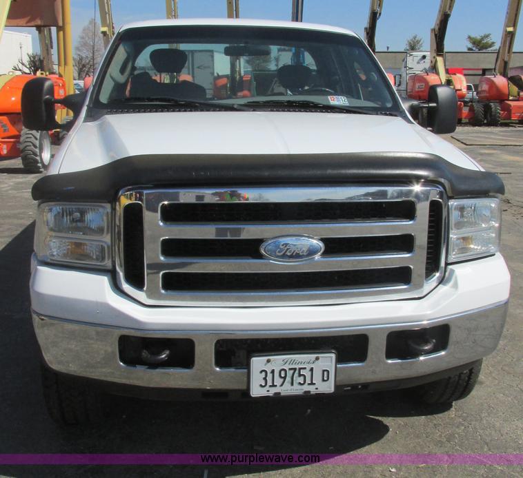 image for item AB9419 2006 Ford F250 XLT Super Duty SuperCab pickup truck