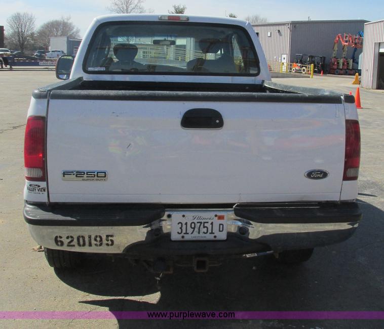 image for item AB9419 2006 Ford F250 XLT Super Duty SuperCab pickup truck