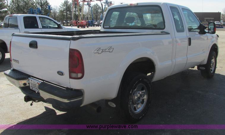 image for item AB9419 2006 Ford F250 XLT Super Duty SuperCab pickup truck