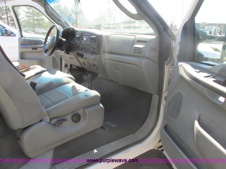 image for item AB9419 2006 Ford F250 XLT Super Duty SuperCab pickup truck