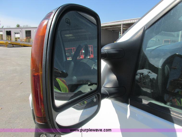 image for item AB9419 2006 Ford F250 XLT Super Duty SuperCab pickup truck