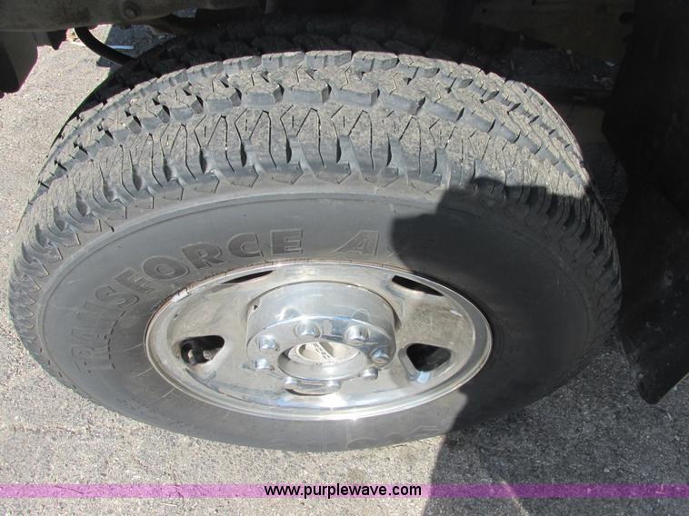 image for item AB9419 2006 Ford F250 XLT Super Duty SuperCab pickup truck